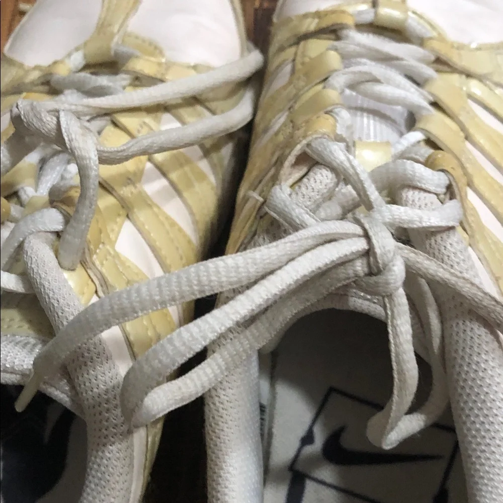 Nike Women’s Cheer Lace-Up Sneakers